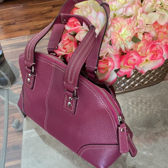 Coach Satchel - Picture 3 of 16